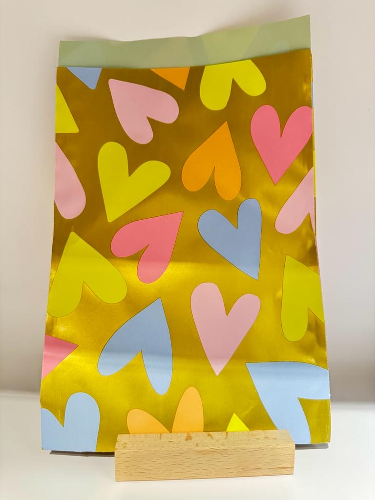kadozakjes 17x25 (5 stuks) goud met hartjes